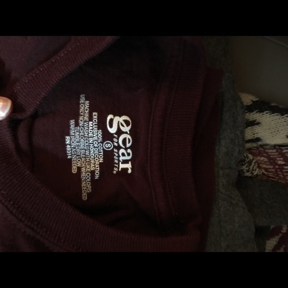 Central Michigan Clothes Bundle!! - image 3